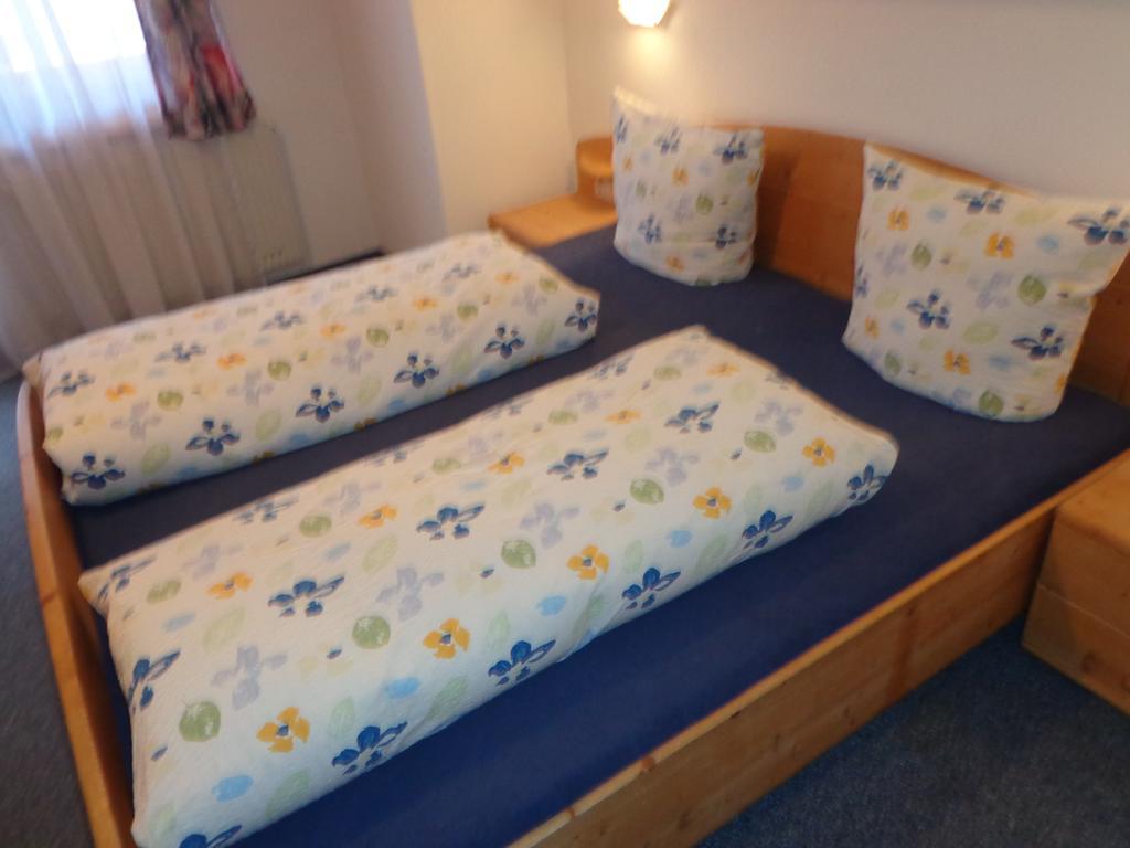 Sterzingerhof Apartment Neustift im Stubaital Ruang foto