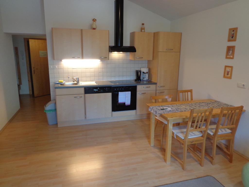 Sterzingerhof Apartment Neustift im Stubaital Ruang foto