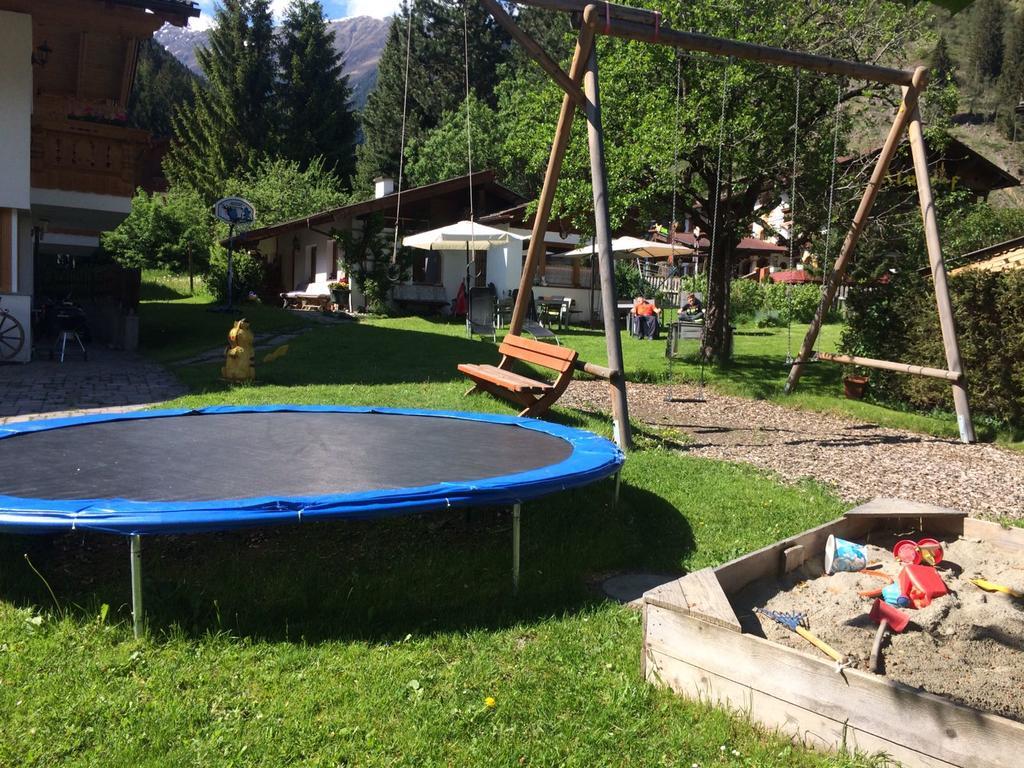 Sterzingerhof Apartment Neustift im Stubaital Bagian luar foto